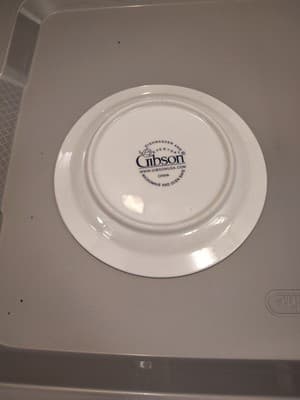 Gibson COUNTRY ORCHARD 7" DESSERT/SALAD PLATE Peaches Cherry Grapes - Thumbnail 2