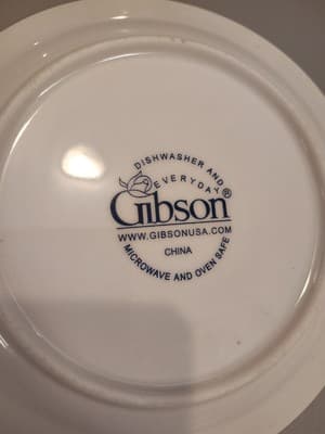 Gibson COUNTRY ORCHARD 7" DESSERT/SALAD PLATE Peaches Cherry Grapes - Thumbnail 3