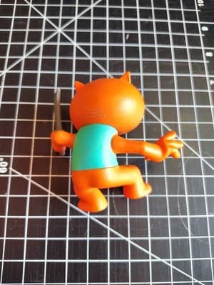 BIZAK PIGGY 3” ACTION FIGURE VINYL TOY - Thumbnail 2