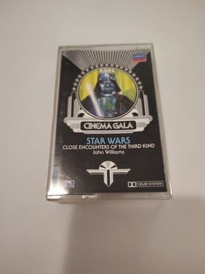 STAR WARS / CLOSE ENCOUNTERS OF THE THIRD KIND Cassette - Scarce