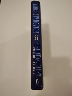 Fortune and Glory: Tantalizing Twenty-Seven by Evanovich, Janet - Thumbnail 3