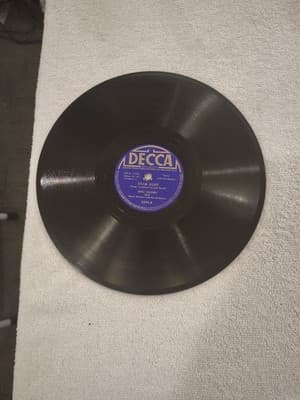 BING CROSBY ALBUM WITH 6 VINYLS 2374,3541,1794,18597,23954,18424 - Thumbnail 9