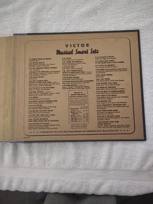 A David Rose Orchestra Broadway Victor Vinyl Book Only 1 - Thumbnail 4