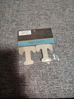 Hobby Lobby Woodpile 1.75” Wood Letters (4 Pieces Of Letter T) Still Sealed New - Thumbnail 2