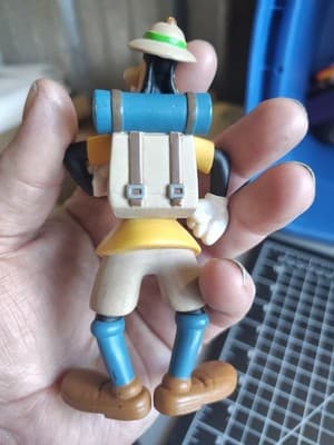 Disney Goofy Vinyl Figure Camping Goofy Toy - Thumbnail 2