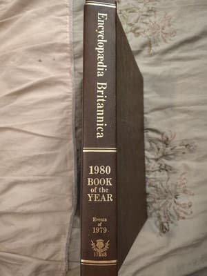 Encyclopedia Britannica Book of the Year 1980 Events of 1979 - Thumbnail 2