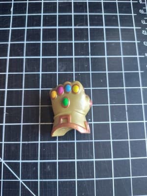 Marvel Diamond Select Thanos Avengers Figure REPLACEMENT LEFT FIST HAND ONLY - Thumbnail 2