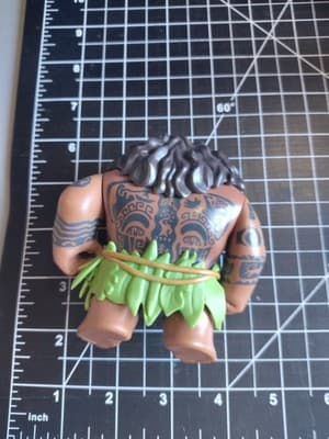 Disney Maui Figurine with Green Leaf Skirt - Thumbnail 2