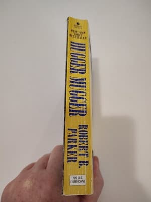 Hugger Mugger (Spenser) by Parker, Robert B. Paperback - Thumbnail 3