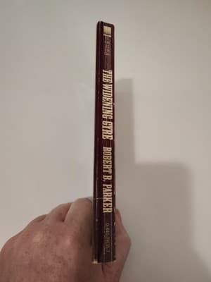 The Widening Gyre (Spenser) - Mass Market Paperback By Parker, Robert B. - GOOD - Thumbnail 3