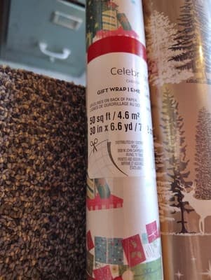 8 Pack Christmas Wrapping Paper Rolls Various Prints And Square Ft-NEW - Thumbnail 5
