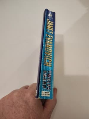 Stephanie Plum Novels Ser.: Twelve Sharp by Janet Evanovich (2007, Mass Market) - Thumbnail 3
