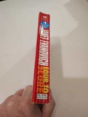 New Janet Evanovich: Stephanie Plum Four to Score Book Novel - Thumbnail 3