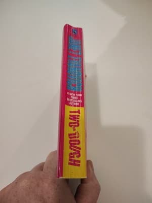 Two for the Dough by Janet Evanovich (1996, Mass Market) - Thumbnail 3