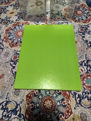 What Happens in Spring - Kathleen Costello Beer (Hardcover, 1977) - Thumbnail 2