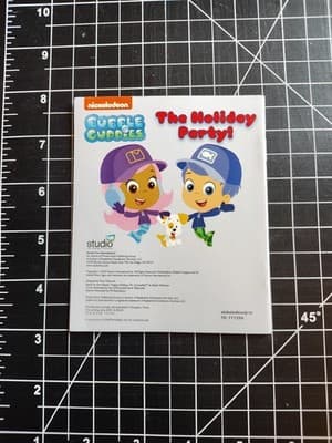 Nickelodeon Fun Studio Intl. Mini Book Bubble Guppies The Holiday Party - Thumbnail 2