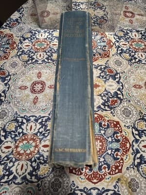 Vintage Webster's Seventh New Collegiate Dictionary Blue & Gold Hardcover 1972 - Thumbnail 3