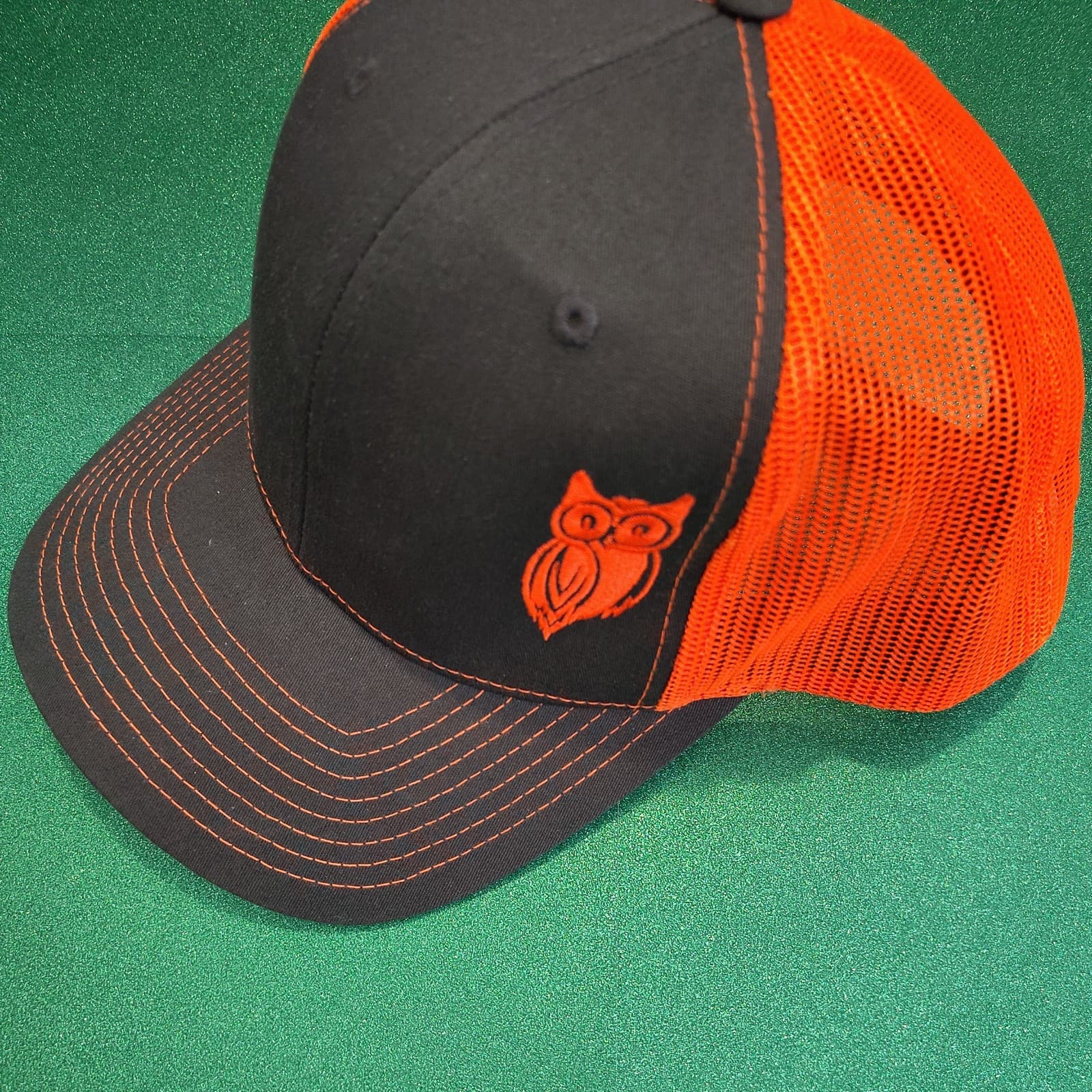 Hooters Vintage Style Truckers Hat Trucker Cap Unisex Snapback Cap Multi Colors - Thumbnail 2