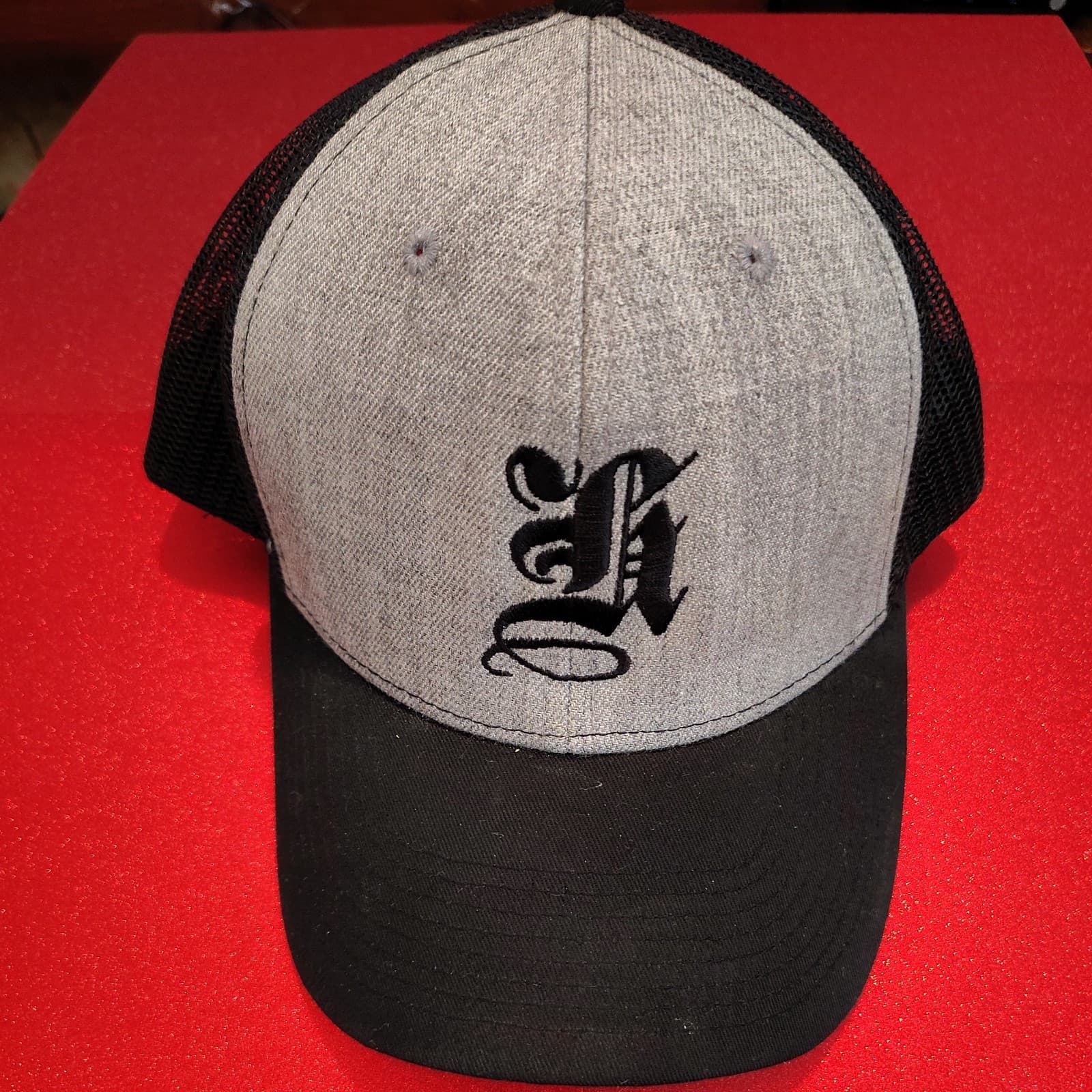 VTG Hooters Restaurant Merchandise Raleigh NC Baseball Cap Embroidered H Logo