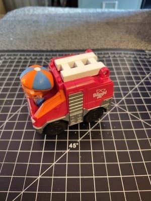 Blippi Mini Fire Truck Vehicle 2019 Kideo Jazwares Red with Ladder - Thumbnail 2