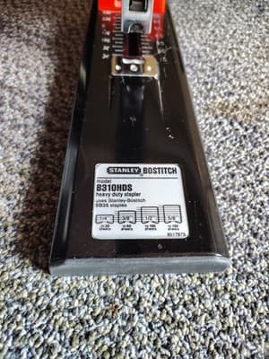Stanley Bostich 130-Sheet Heavy Duty Stapler, Black - Thumbnail 4
