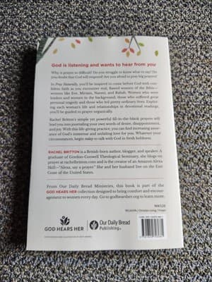 Pray Naturally: Finding Your - Paperback, by Britton Rachel - Very Good - Thumbnail 2
