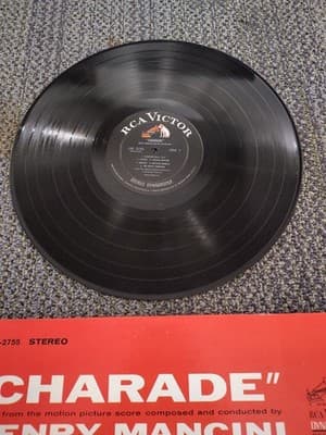 EX original 1963 RCA Stereo LP HERY MANCINI Charade Audrey Hepburn VG - Thumbnail 2