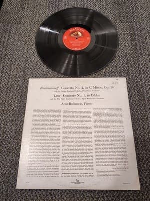 RUBINSTEIN, Rachmaninoff & Liszt, Reiner/Wallenstein LM-2068 RCA VICTOR Vinyl - Thumbnail 2