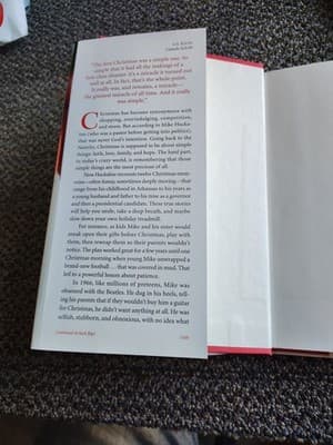 Like New Signed 2009 Hardcover "A Simple Christmas" by Mike Huckabee - Thumbnail 4