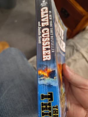 Thief by Justin Scott and Clive Cussler (2013, Mass Market) - Thumbnail 2