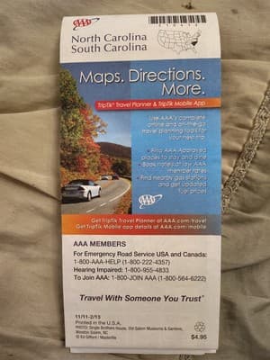 FOLDING MAP OF NORTH CAROLINA & SOUTH CAROLINA STATE SERIES / HUGE FOLDOUT 2011 - Thumbnail 2