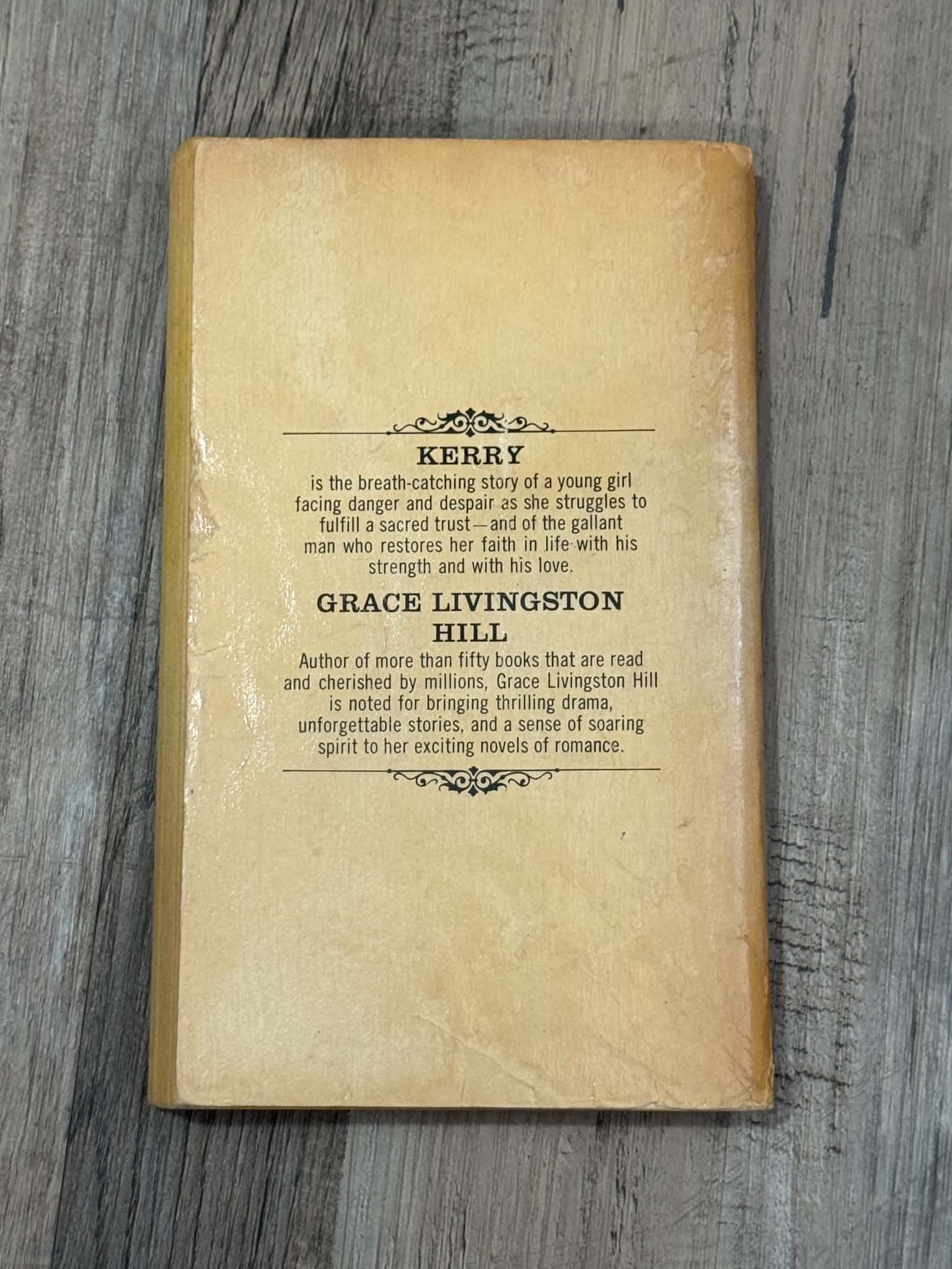 Kerry by Grace Livingston Hill Vintage Paperback - Thumbnail 2