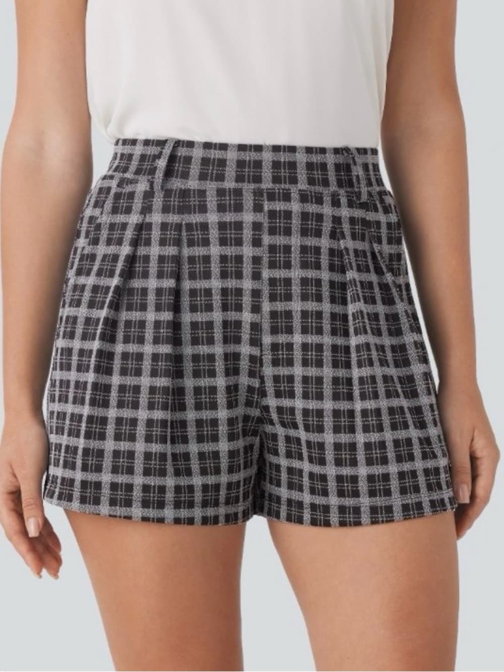 Halara High Waisted Pleated Plaid Shorts - Thumbnail 5