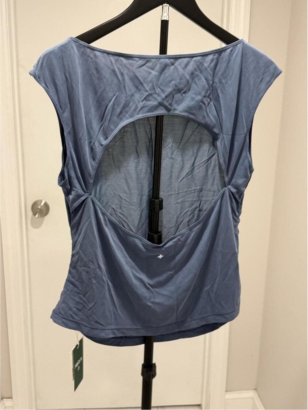 Halara Boat Neck Cap Sleeve Cut Out Yoga Top - Thumbnail 4