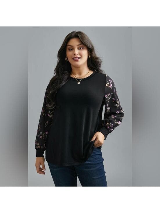 BloomChic Floral Sleeve Black Top - Thumbnail 8
