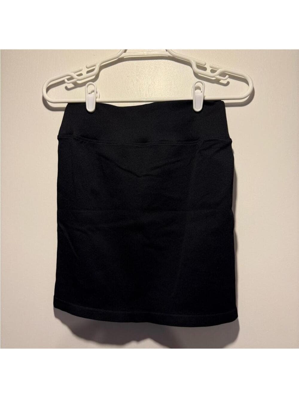 TIKTOK VIRAL OQQ High Waist Crossover Ribbed Mini Skirt NWOT - Thumbnail 3