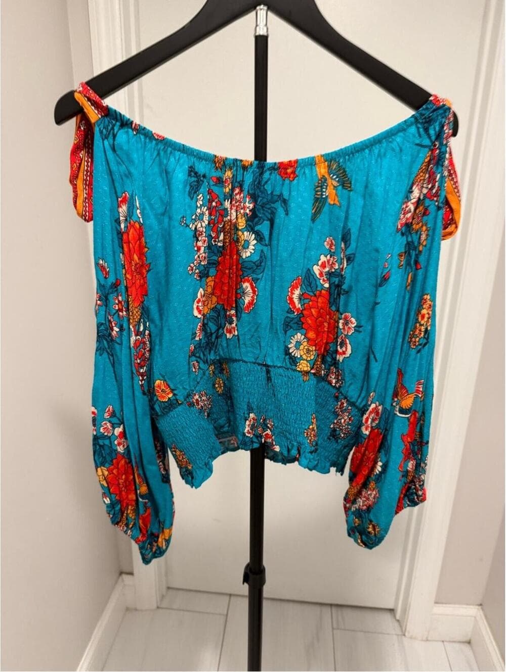 City Chic Venice Floral Print Smocked Waist Crop Top - Thumbnail 7