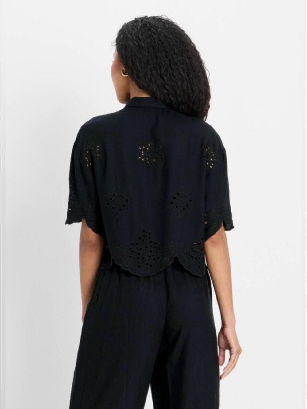 Women's Short Sleeve Embroidered Tie-Front Blouse - Future Collective