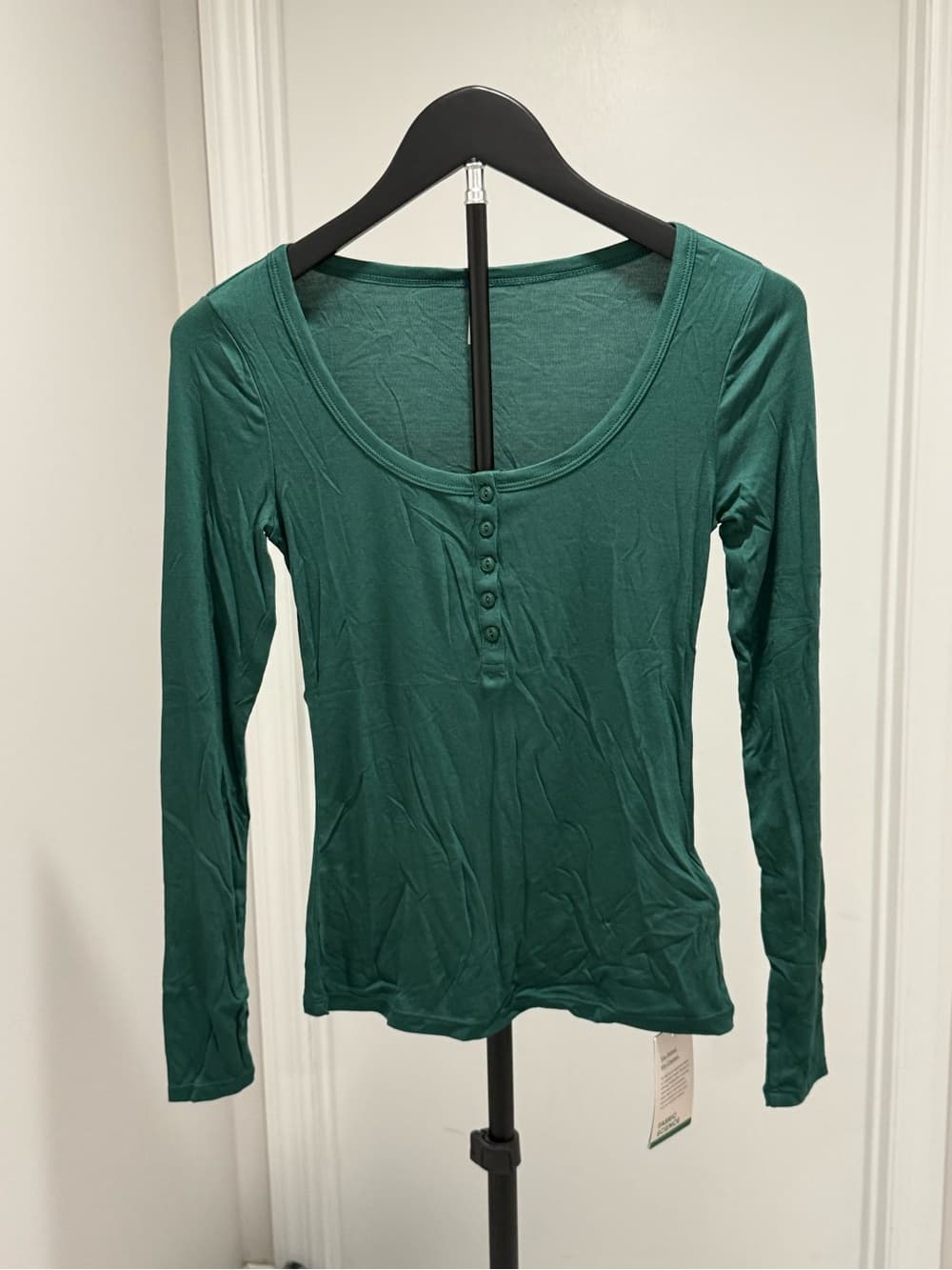 Halara Ribbed Henley Neck Long Sleeve Slim Casual T-Shirt - Thumbnail 2