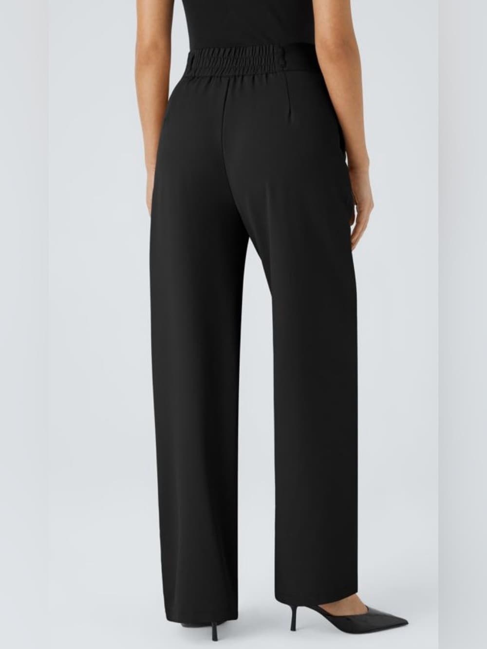 Halara Flex™ High Waisted Pocket Shirred Straight Leg Work