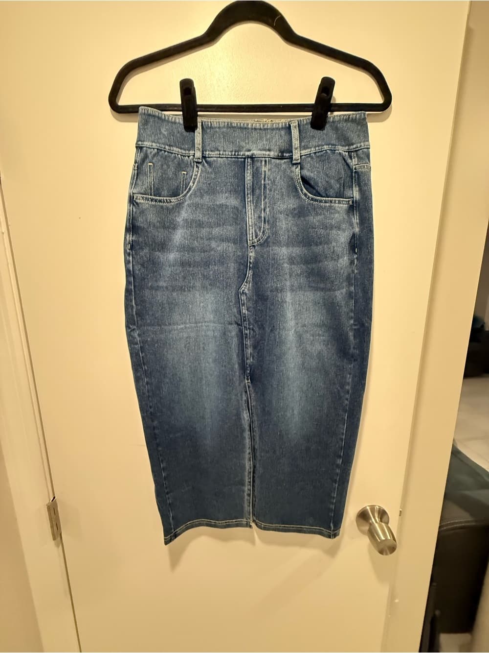 HALARA Denim Midi Skirt with Front Slit - Blue - Thumbnail 3