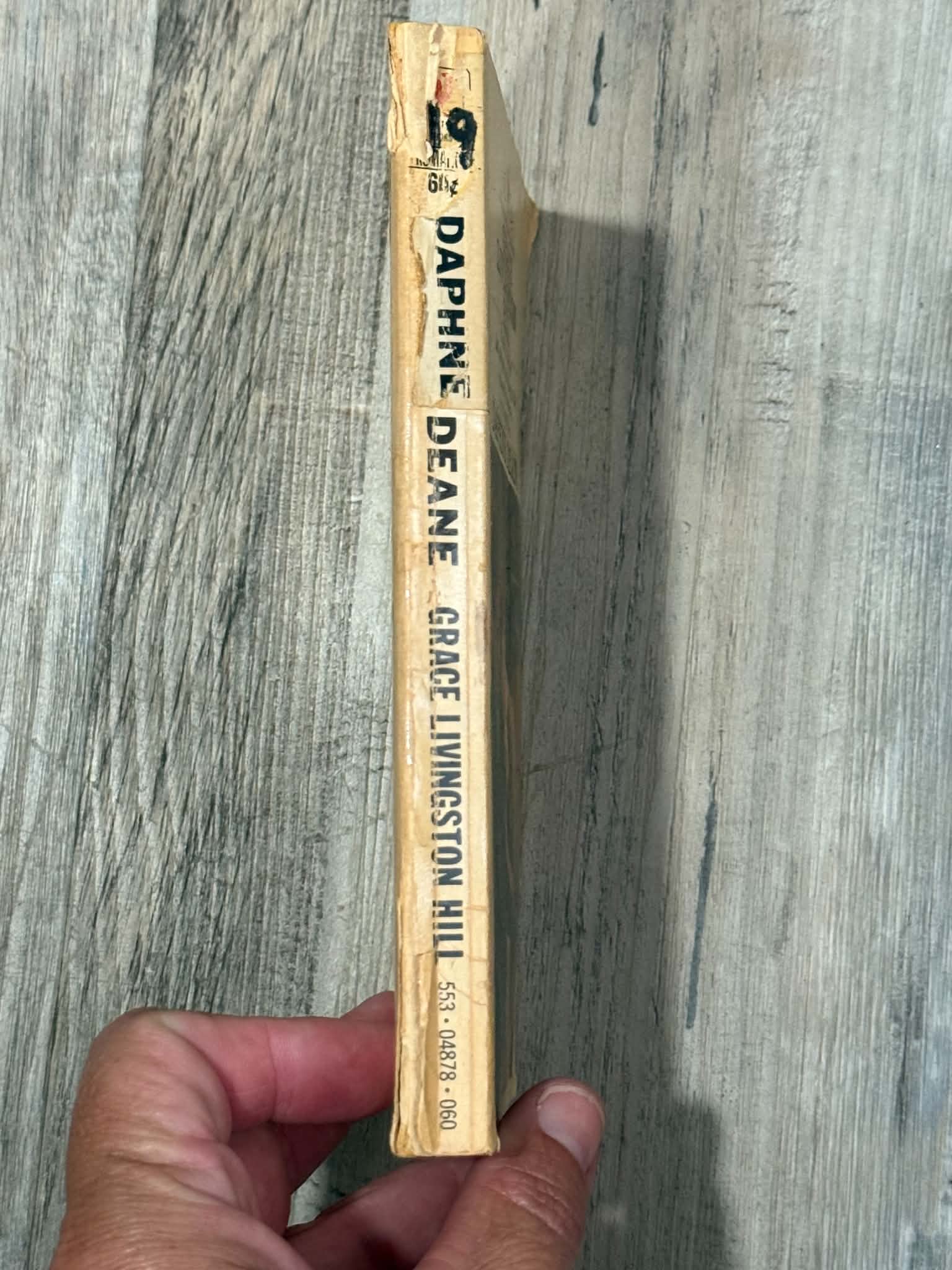 Daphne Deane by Grace Livingston Hill Paperback - Thumbnail 2