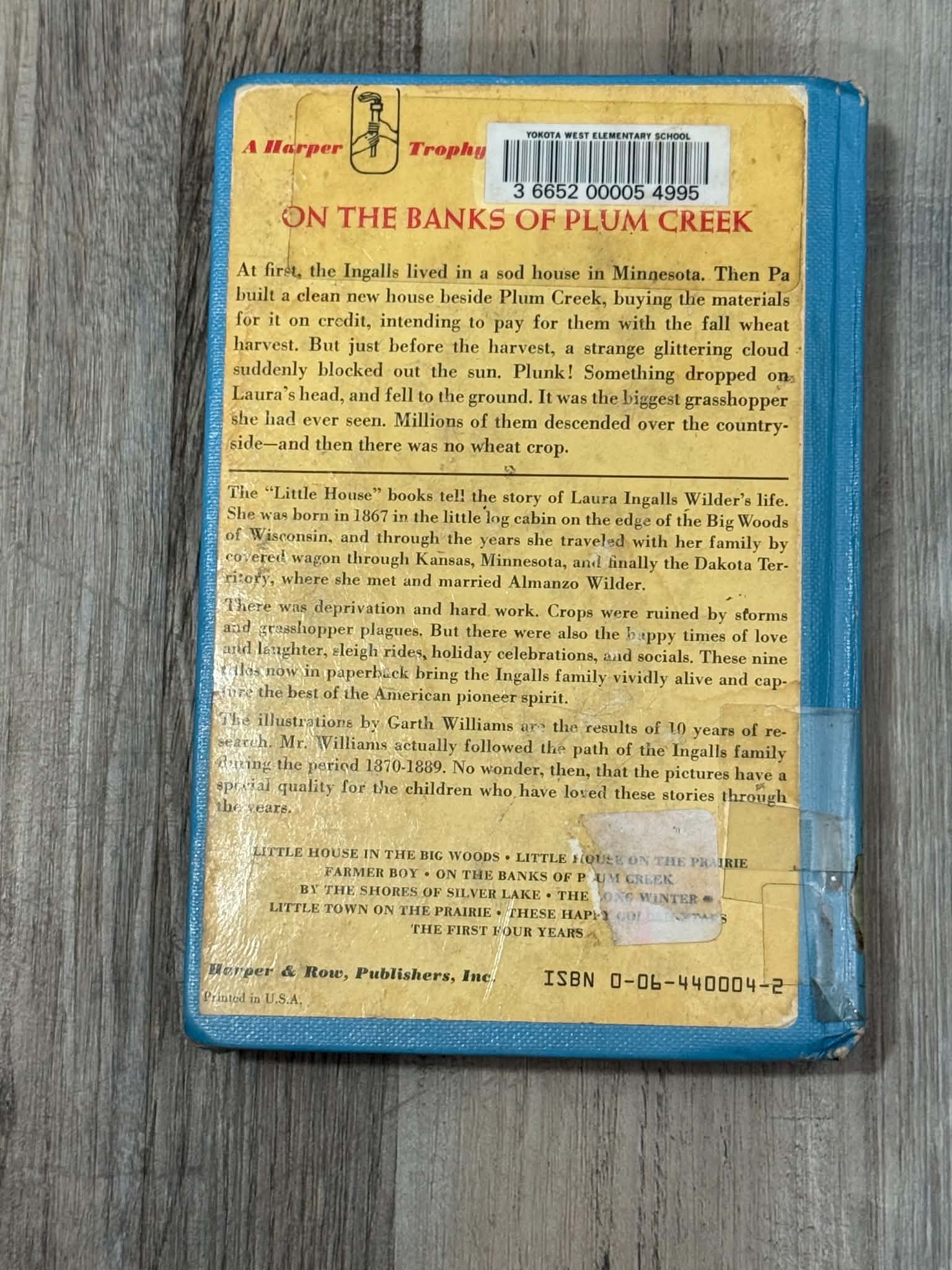 On the Banks of Plum Creek by Laura Ingalls Wilder - Thumbnail 3
