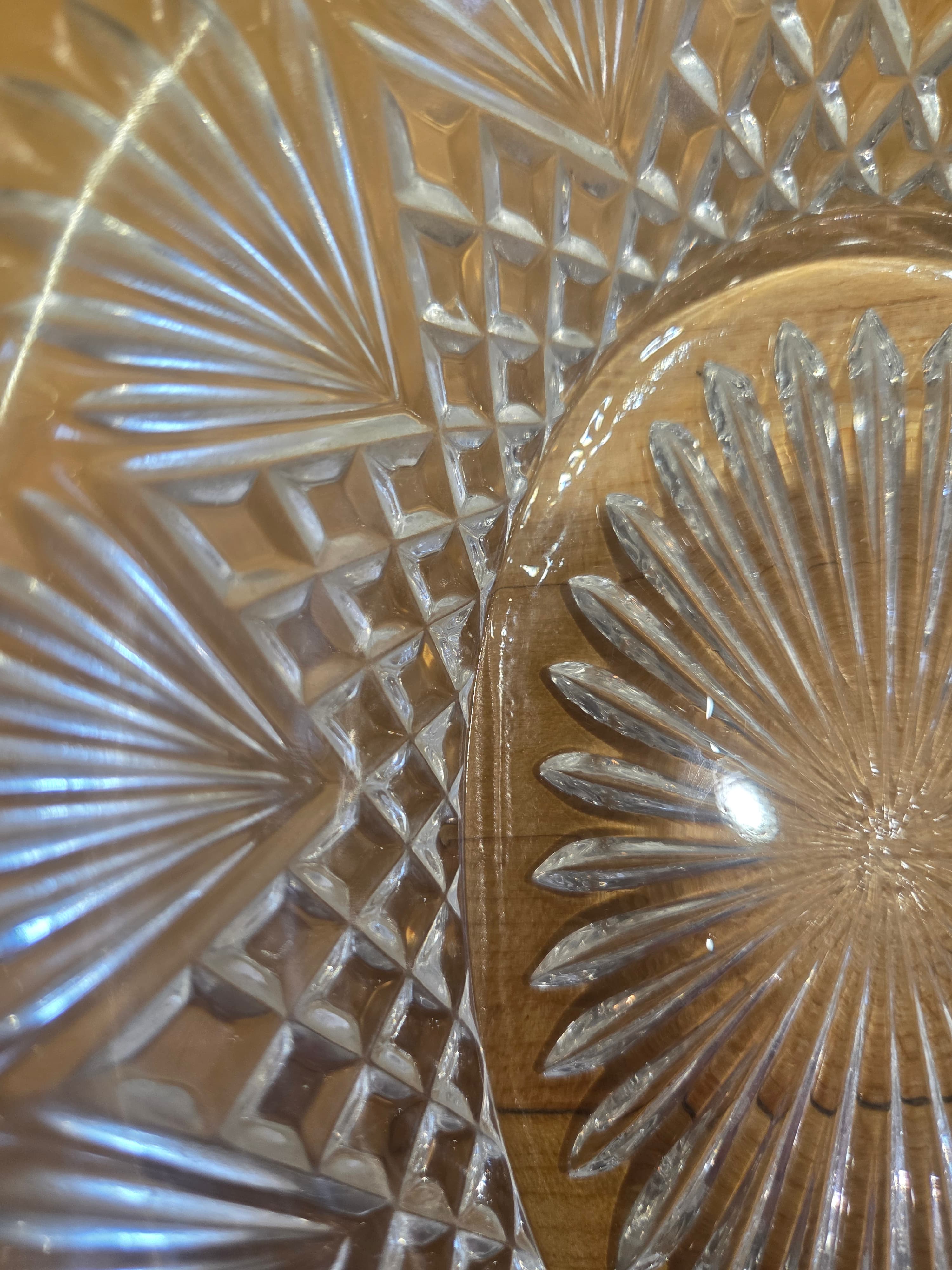Vintage Heisey Glass Pineapple and Fan 9 Inch Oval Berry Serving Bowl - Thumbnail 4
