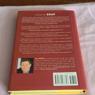 Jon Gordon Soup: A Recipe to Create a Culture of Greatness (2010) Hardcover - Thumbnail 2