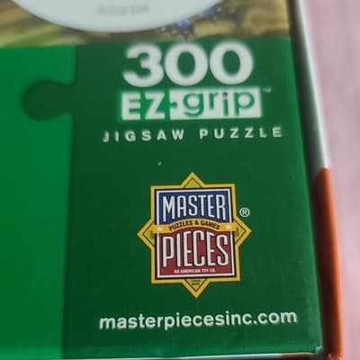 MasterPieces EZ-Grip Bonus Poster Green Acres Three Li'l Pigs 300pc Puzzle - Thumbnail 3