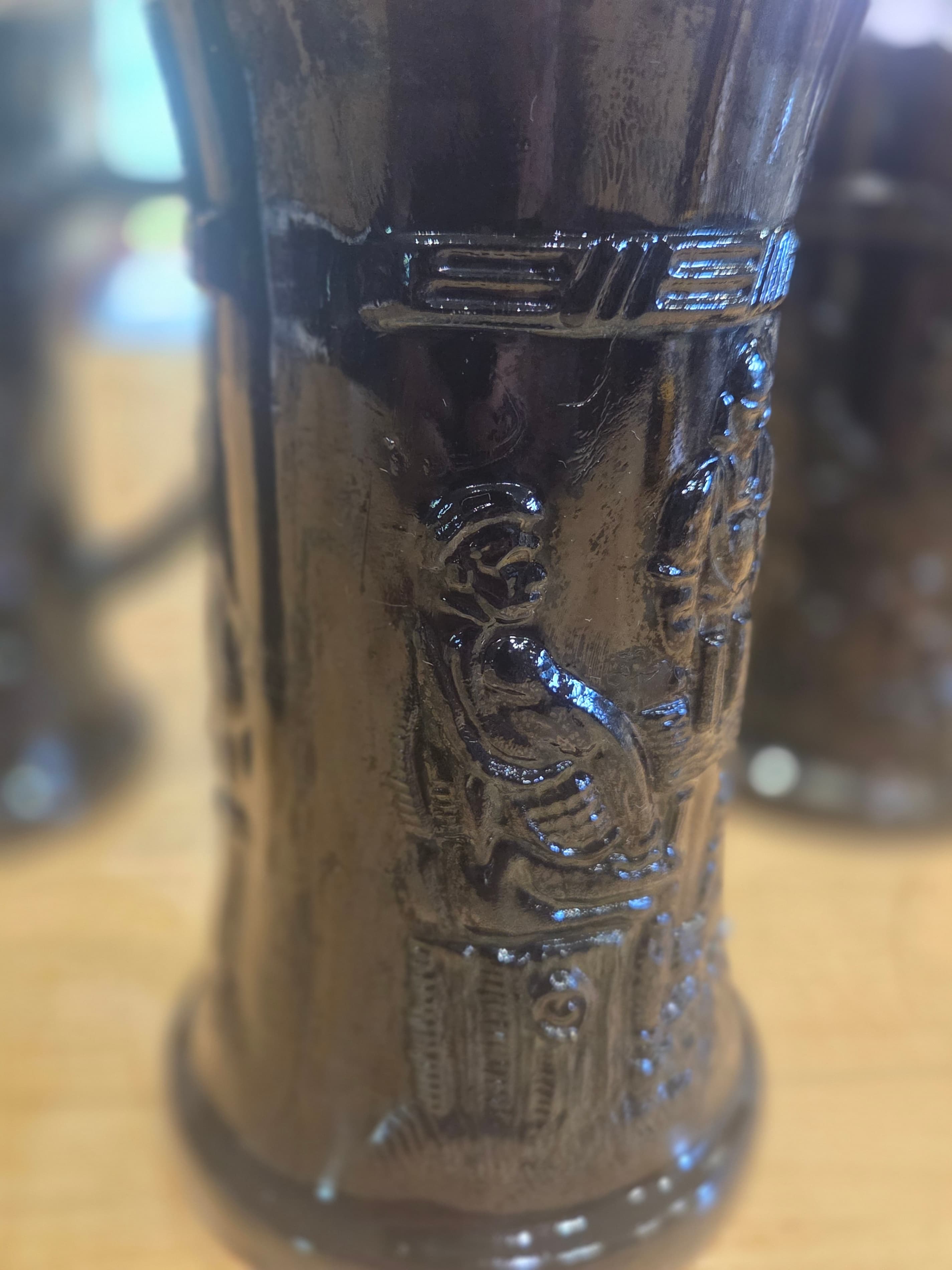 Set of 4 Vintage Indiana Glass Tiara Black Amethyst Beer Steins Tavern Scene - Thumbnail 3