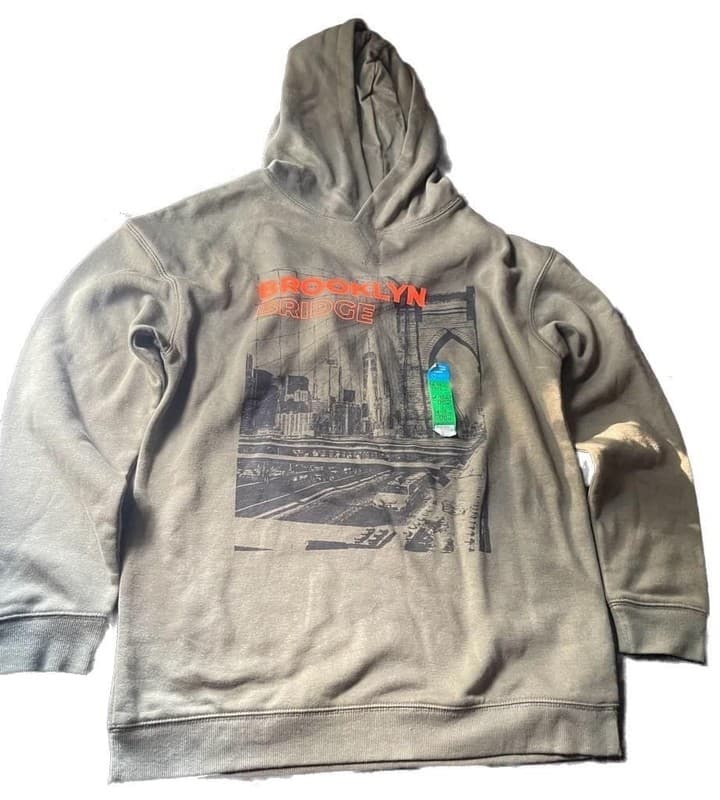 Brooklyn Bridge Graphic Hoodie Olive Green Size 14-15 - Thumbnail 2