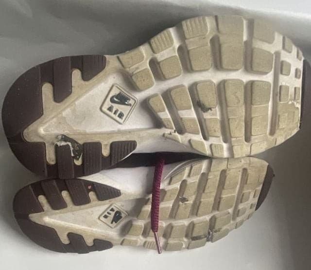 Kids Nike Air Huarache Ultra Maroon Sneakers Size 6Y - Thumbnail 4