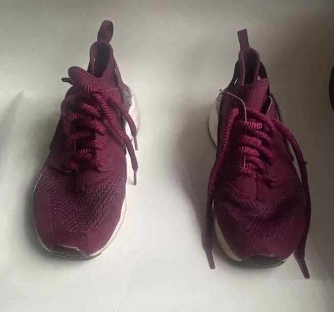Kids Nike Air Huarache Ultra Maroon Sneakers Size 6Y - Thumbnail 3